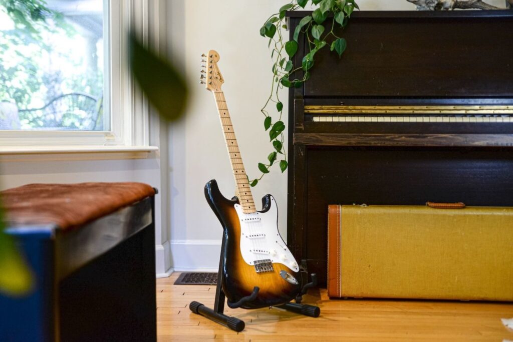 Fender Strat 1954 2-colour Sunburst