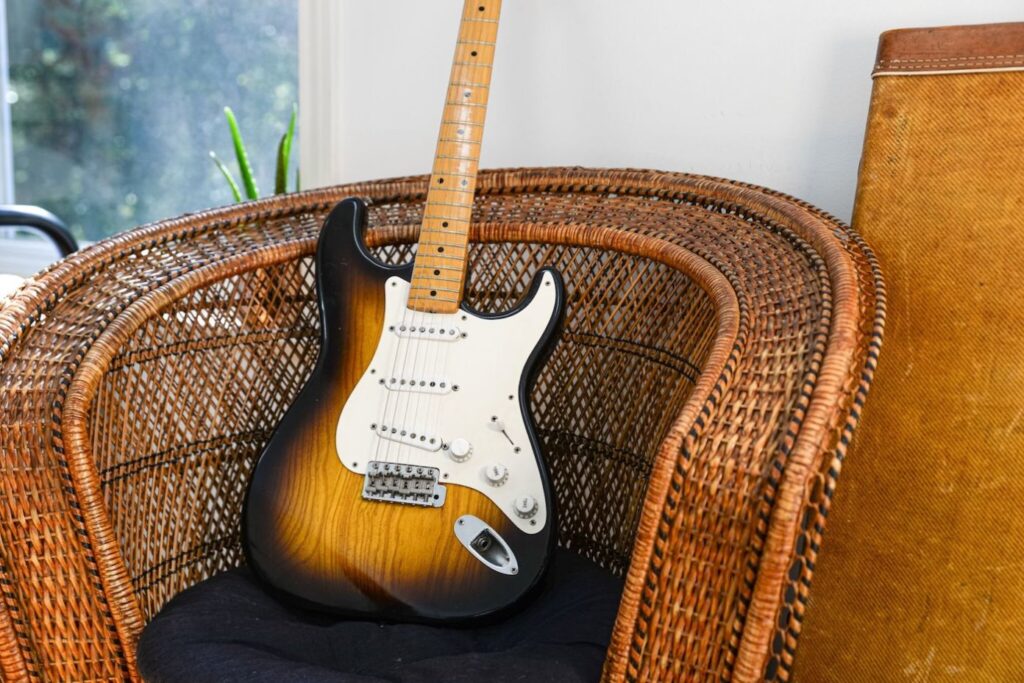 Fender Stratocaster 1957 2-colour Sunburst
