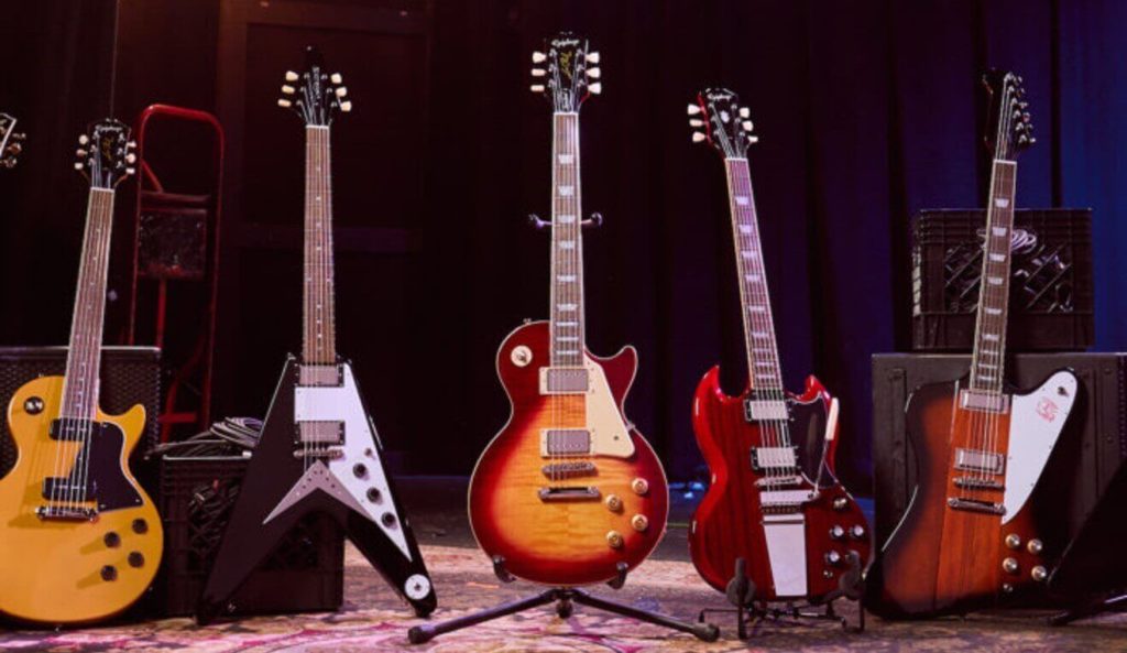 Novos modelos da Epiphone inspirados na Gibson com cabeçotes de máquina Kalamazoo, mais semelhantes a um livro aberto.