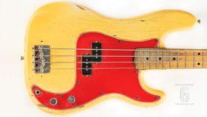Subastan el Fender Precision Bass 1975 de Dee Dee Ramone, su bajo eléctrico preferido usado en Recitales de Ramones.