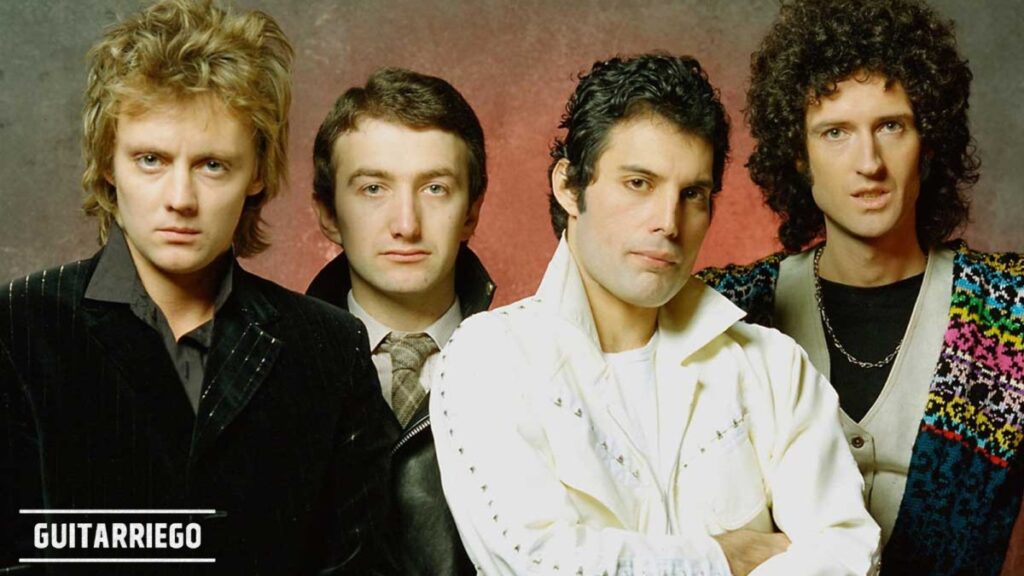 Queen은 70년대의 가장 상징적인 밴드 중 하나입니다.
